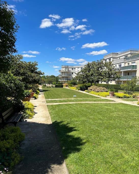 Wakandais-proche Disney, Parking & Wifi Apartment *